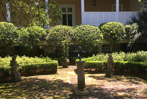 Col. William Rhett House and Grounds